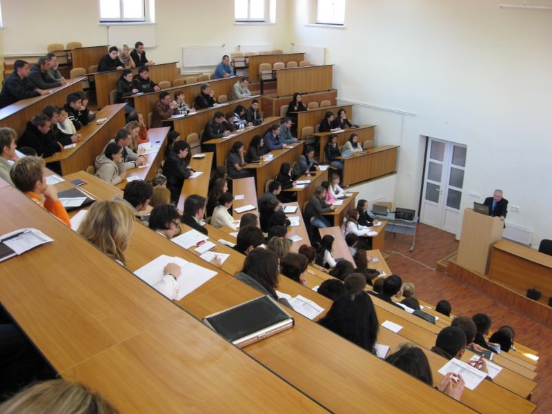 Catania, all’Università bando di concorso per studenti part-time