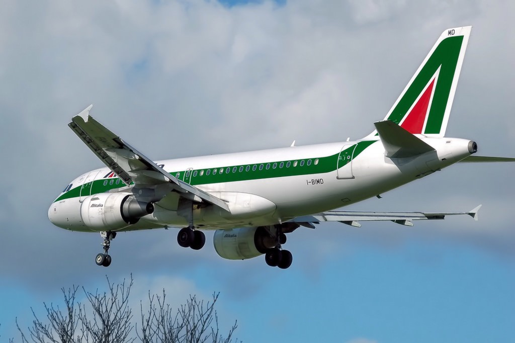 A Comiso per la prima volta un boeing 757