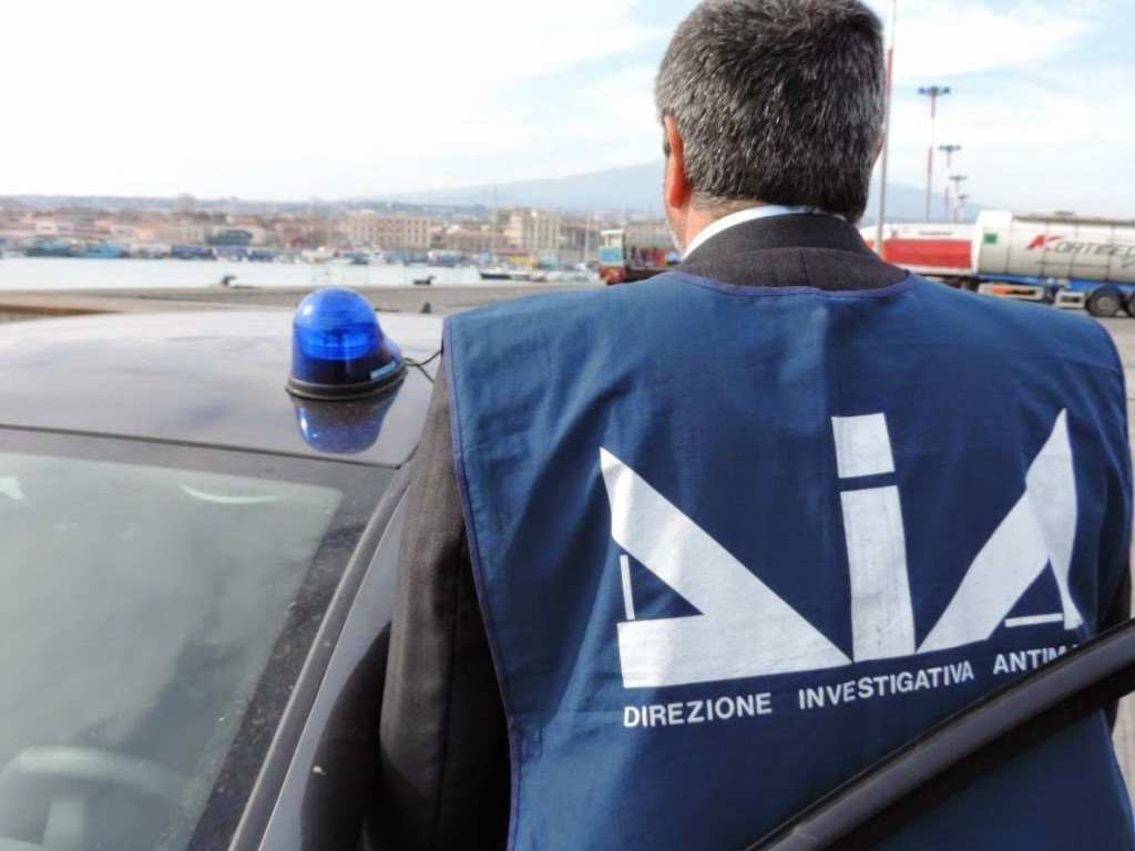 Sequestro e confisca da oltre 4 milioni di euro a due esponenti di Cosa Nostra nissena