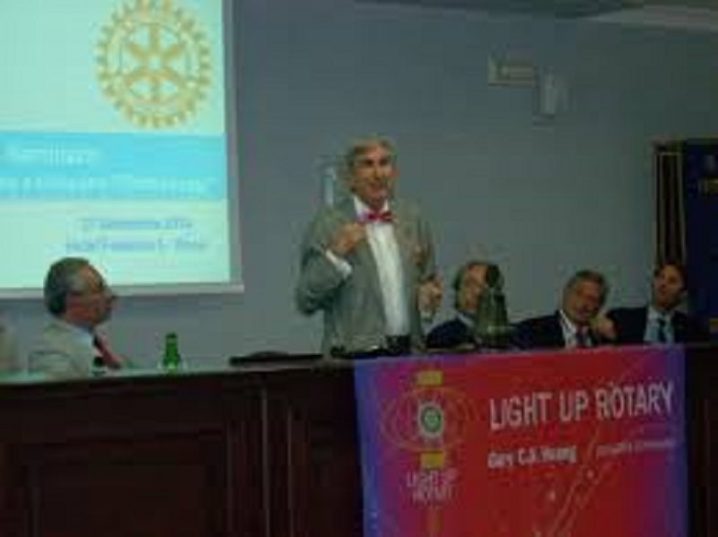 Rotary, Vaccaro: “Un Mediterraneo Unito nell’Amicizia”