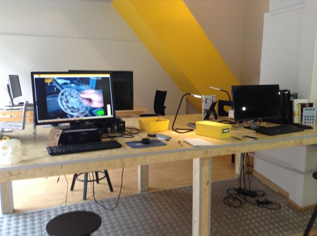 Benvenuti a Fablab  dove le idee prendono vita