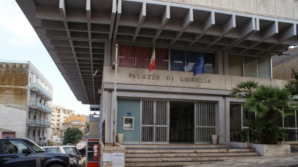 Modica e Scicli: emergenza case all’asta