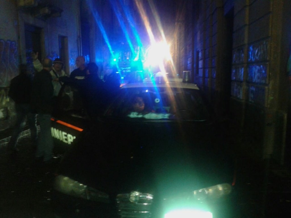 Teatro Bellini di Catania, lavoratore tenta di darsi fuoco