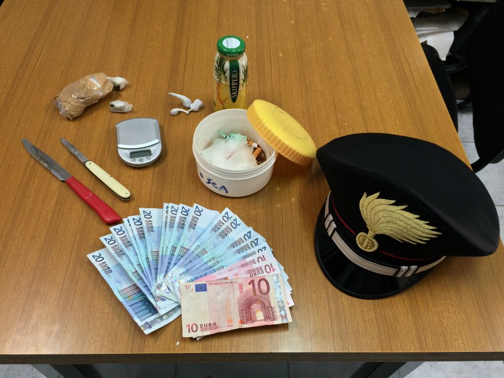 Siracusa, due arresti dei carabinieri per droga