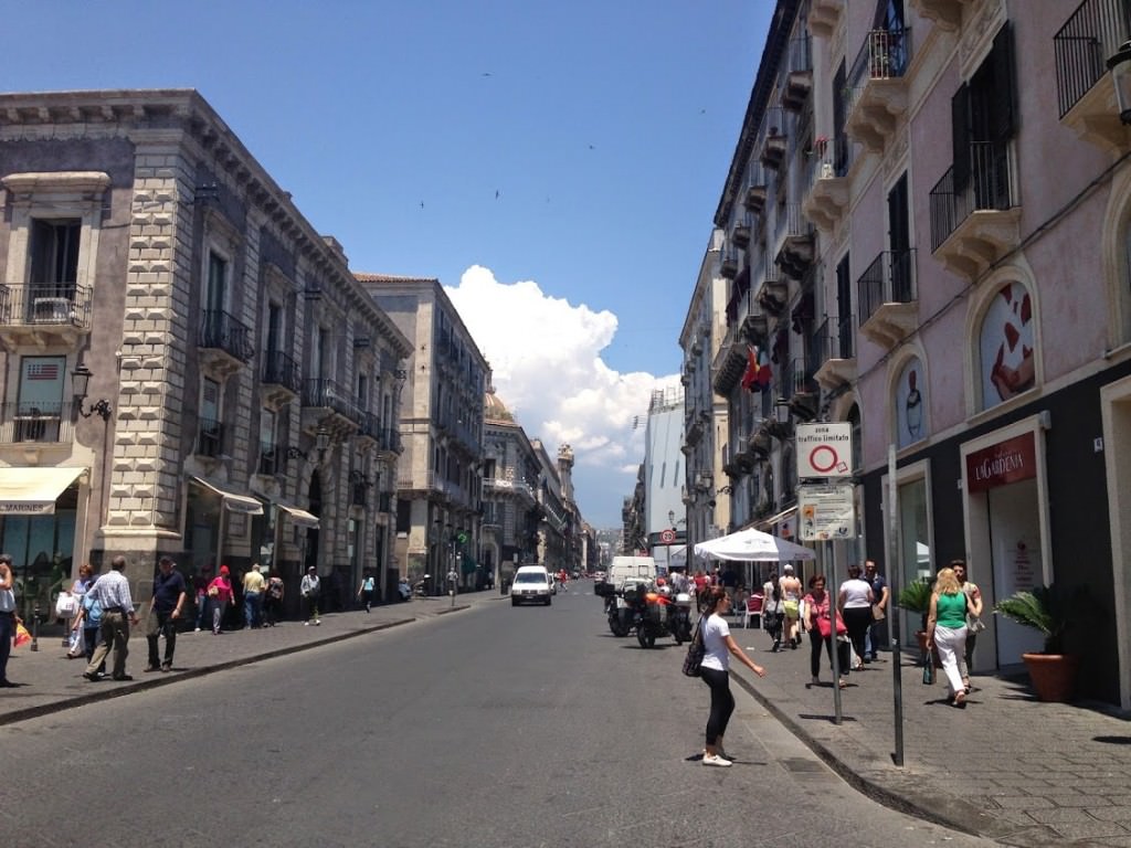 Catania, parcheggio in via Etnea? Berretta (Pd): “Idea folle”