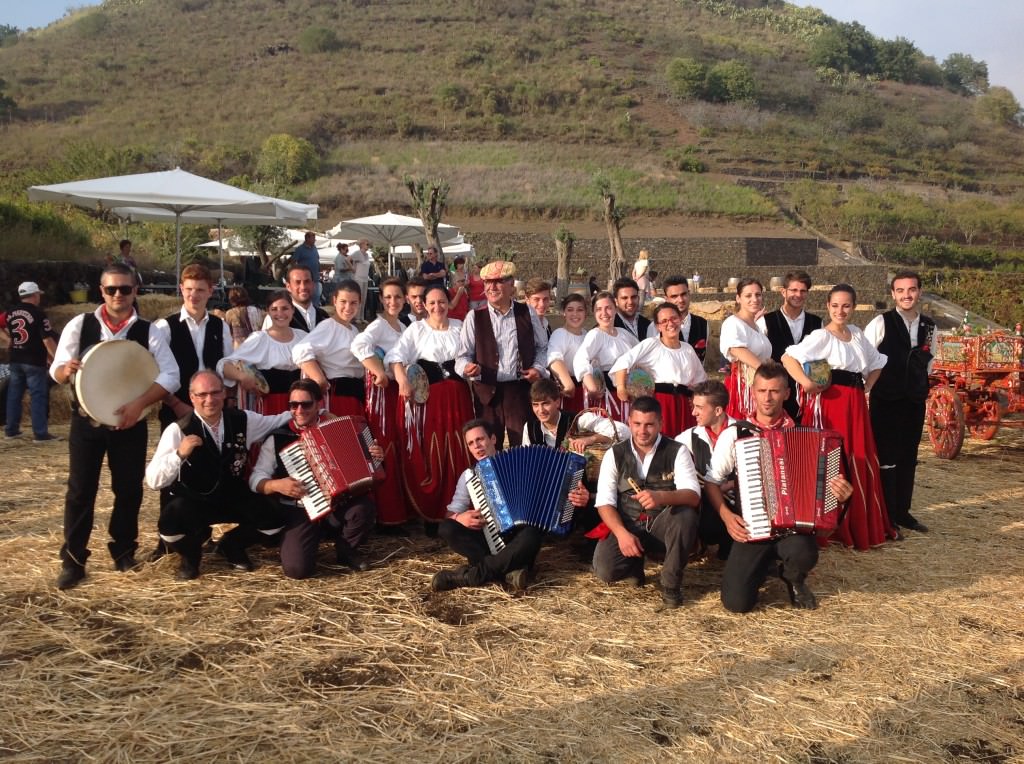 La vendemmia “a casa Giuffrida”, più amore che vino!