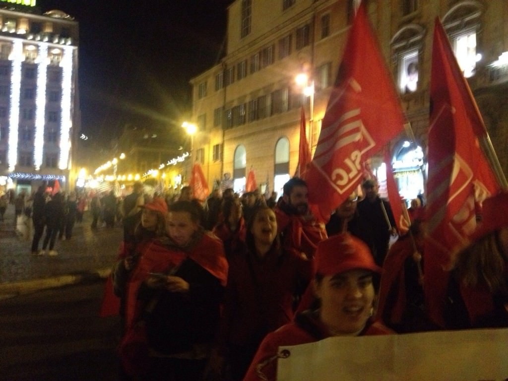 Notte bianca degli operatori call center a Roma
