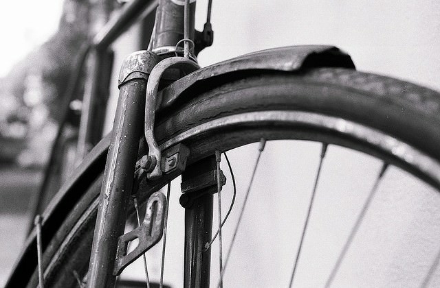 Ventuno furti, beccato ladro seriale di biciclette: ricostruito il modus operandi