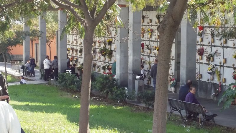 A Catania neanche i morti possono stare in pace: stessa tomba venduta due volte