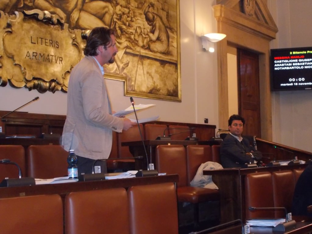 Catania, bilancio di previsione. Girlando: “Scusate il ritardo” e l’opposizione fa ostruzionismo