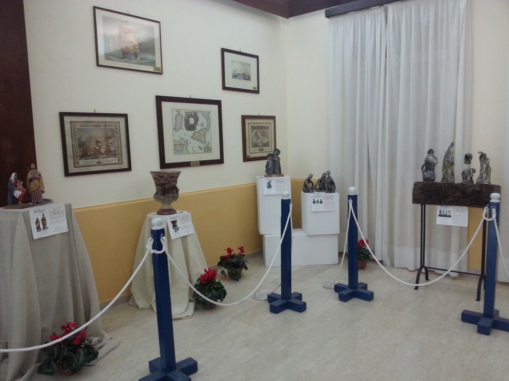I presepi di Caltagirone nelle basi catanesi di Maristaeli e Sigonella