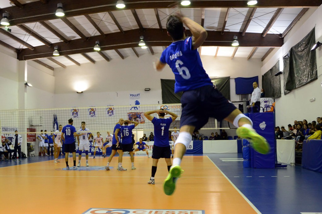 Brolo deconcentrato e il Club Italia ringrazia