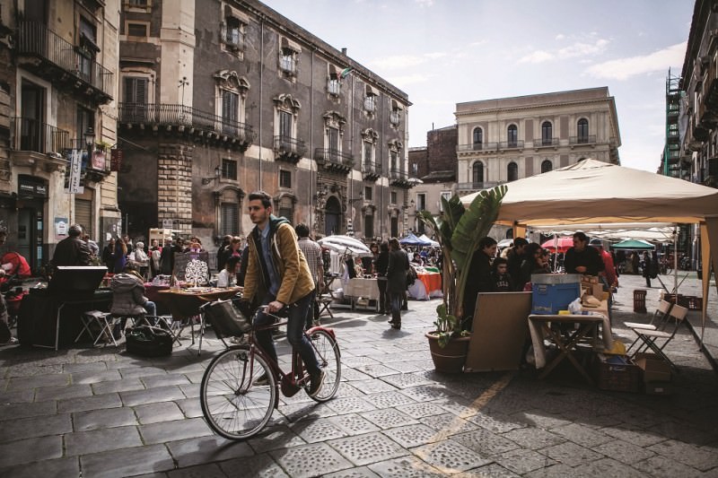 Nuova area pedonale in centro storico a Catania nella zona di “centrocontemporaneo”
