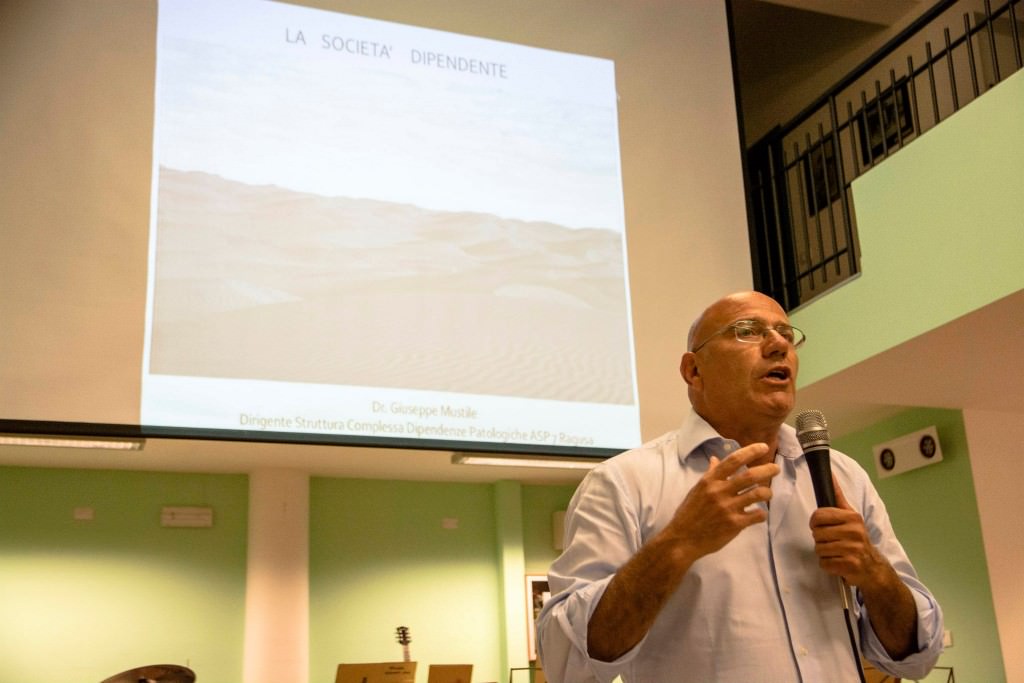 Vittoria, Sel stronca giunta Nicosia: “Vecchi lupi e giovani agnelli”
