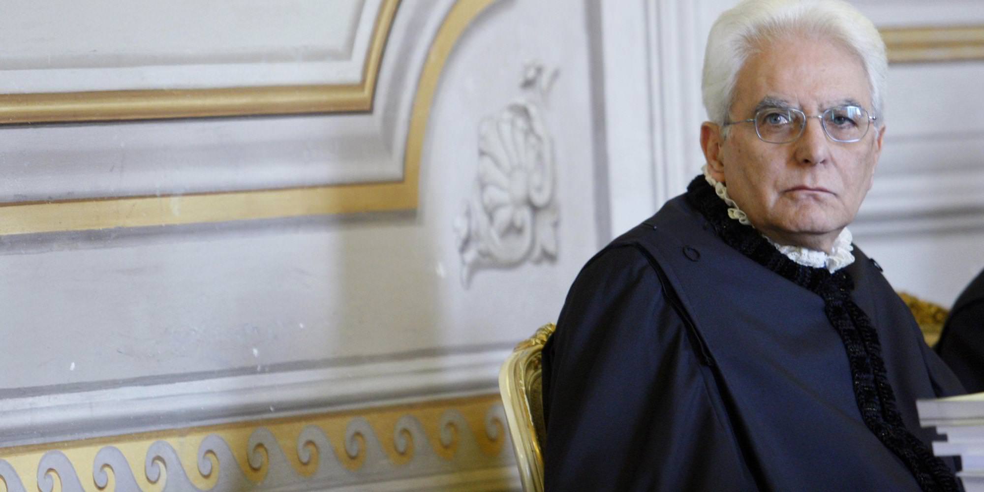 Apparecchio spia trovato accanto alla casa di Sergio Mattarella: mistero a Palermo
