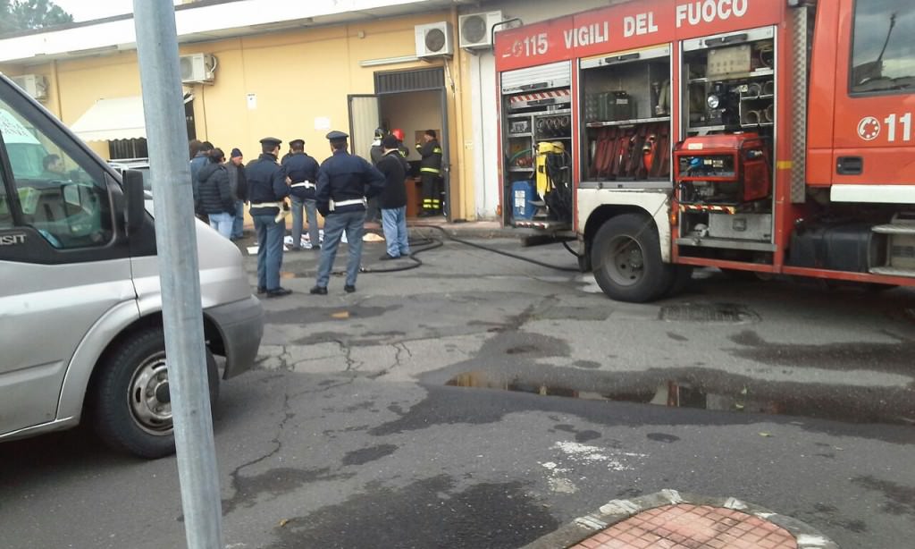 Catania, dato alle fiamme l’help center Caritas. Don Galvano: “Tanta amarezza”