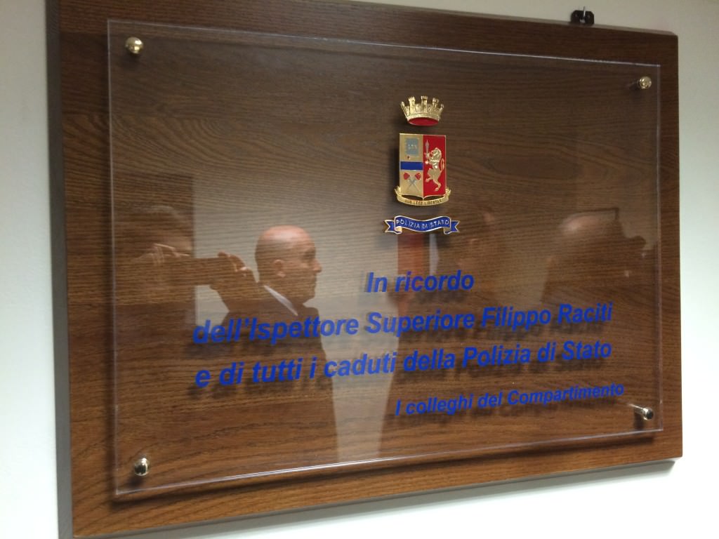 Filippo Raciti, il ricordo a 12 anni dalla morte. Francini: “Suo sacrificio spartiacque nella gestione dell’ordine pubblico”