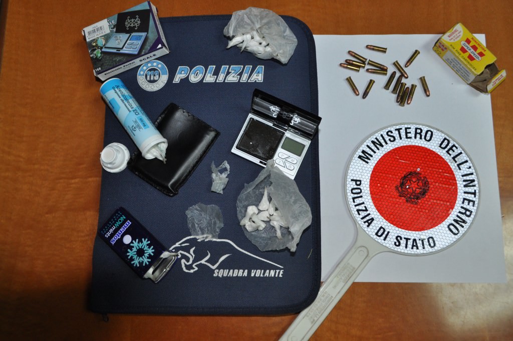 Acireale, arrestato il pusher di piante ornamentali “alla cocaina”