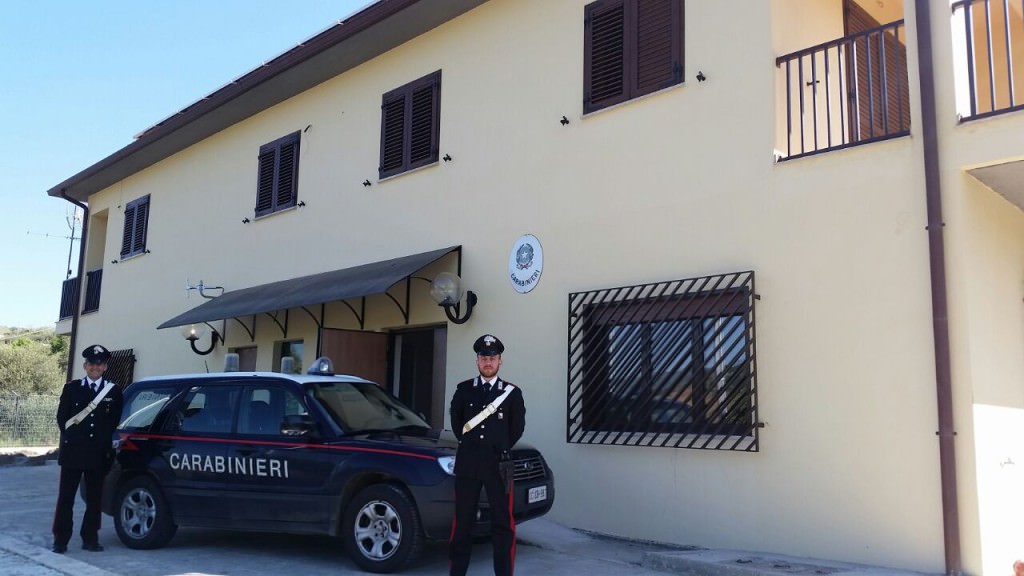 Riapre caserma di Scillato