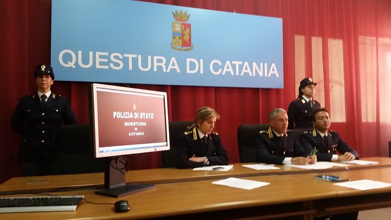 Dichiarava un reddito quasi inesistente e gestiva un patrimonio plurimilionario Dichiarava un reddito quasi inesistente e gestiva un patrimonio plurimilionario