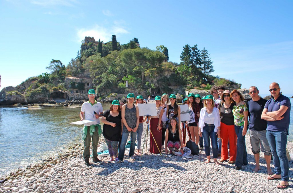 Studenti e artisti protagonisti dell’estemporanea d’arte “Isola Bella”