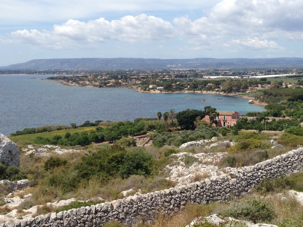 Siracusa, pulizia straordinaria nell’Amp del Plemmirio