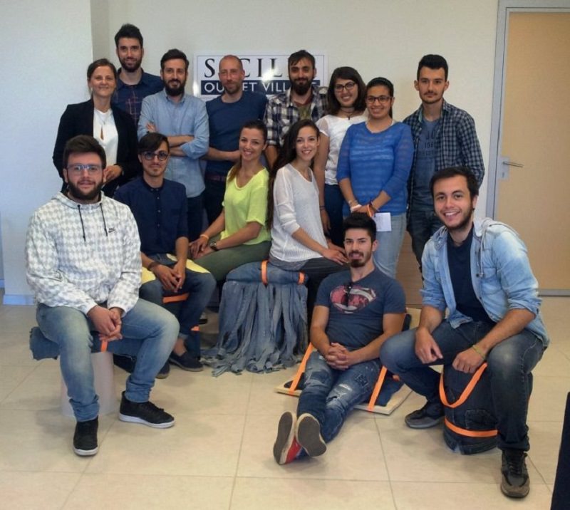 Dai jeans rottamati nasce l'”eco-design” siciliano