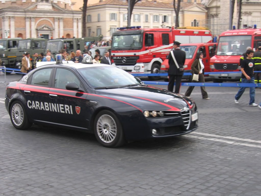 Incendio in casa a Misterbianco, salvati marito e moglie
