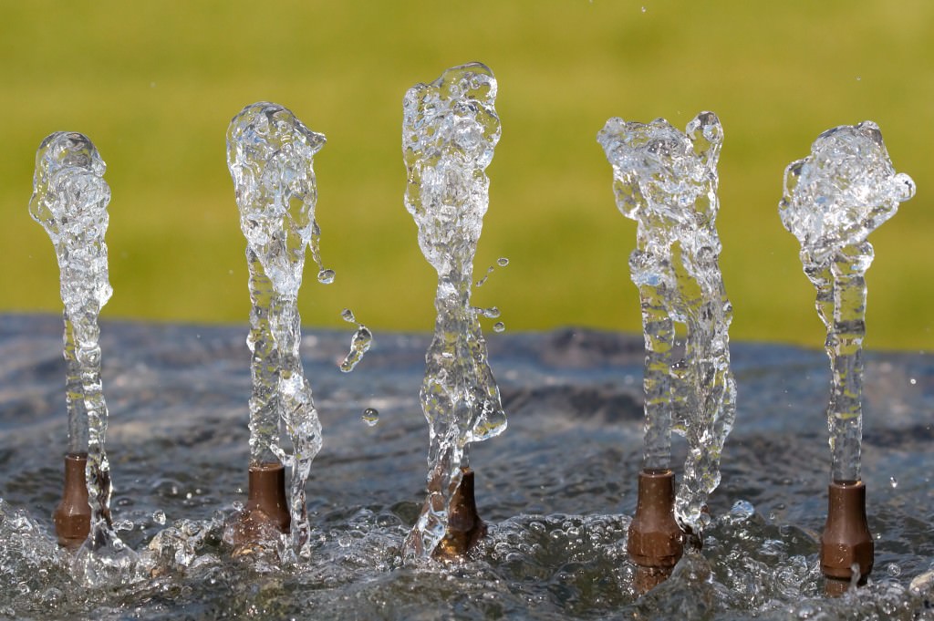 Caltagirone: sconosciuti irrompono nella centrale idrica, acqua temporaneamente non potabile