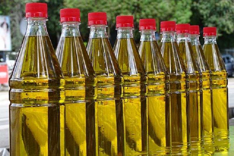 Sicilia invasa dall’olio tunisino, “diffidare di prodotti a pochi centesimi”