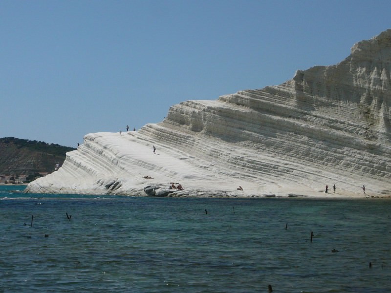 Associazione Mareamico: Scala dei Turchi in balia dell’inciviltà Associazione Mareamico: Scala dei Turchi in balia dell’inciviltà