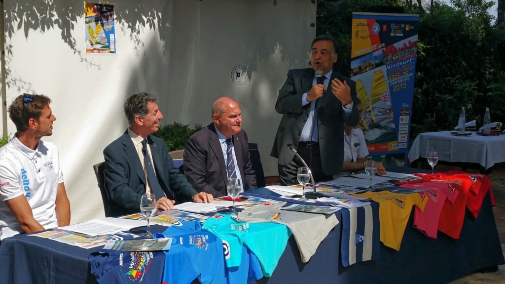 Orlando: “Mai una manifestazione così importante nel golfo di Palermo”