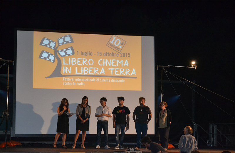 Libero cinema in libera terra. Successo dell’iniziativa alla Coop Le Zagare