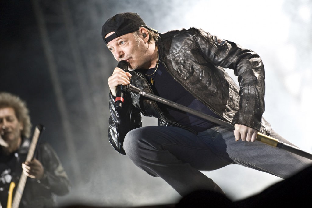 Vasco Rossi, un messaggio di incoraggiamento ai siciliani colpiti dall’uragano: “Forza Sicilia!”