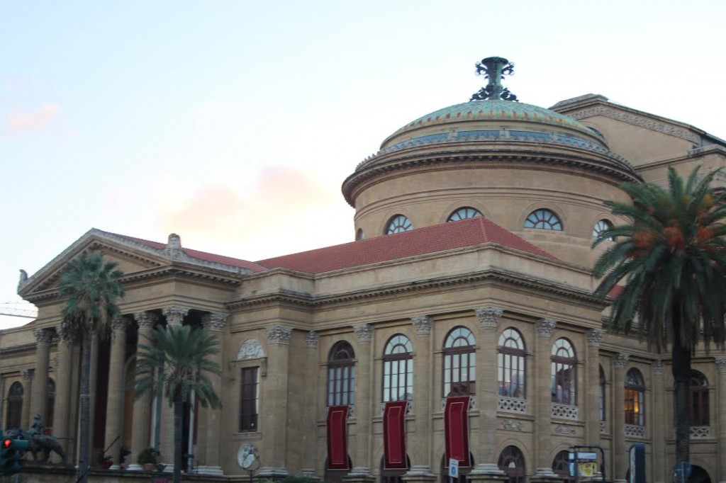 Palermo, 100 pianisti suonano “Vexations”, il concerto più lungo della storia