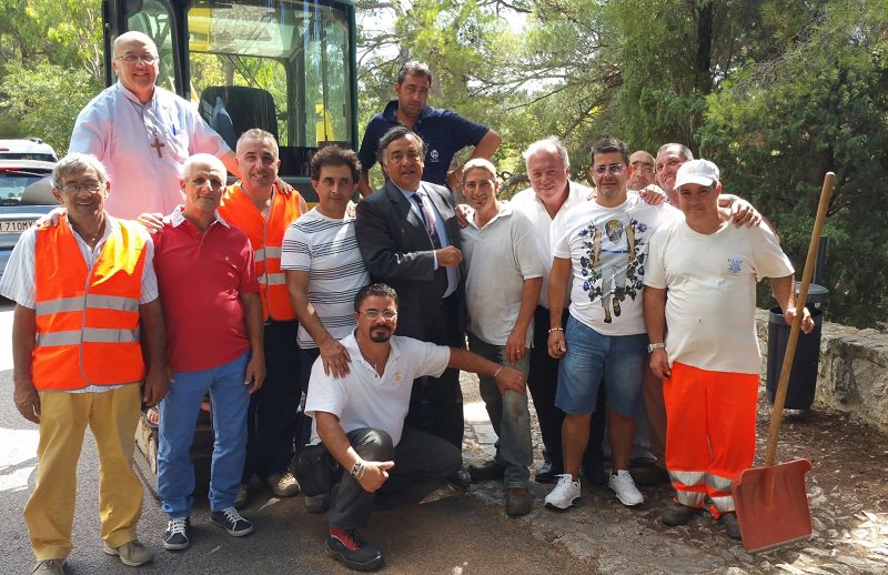 Santa Rosalia: Orlando incontra operai del Comune in vista della festa