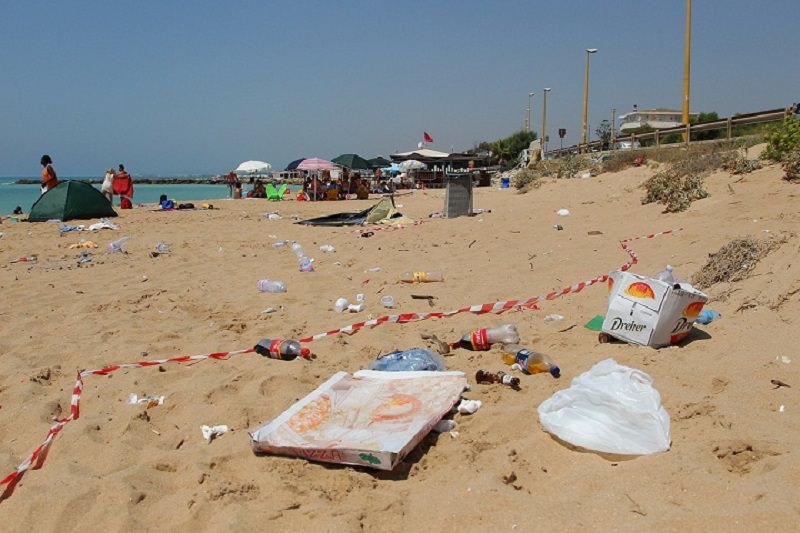 Ferragosto, “frenata” l’inciviltà nelle spiagge siciliane