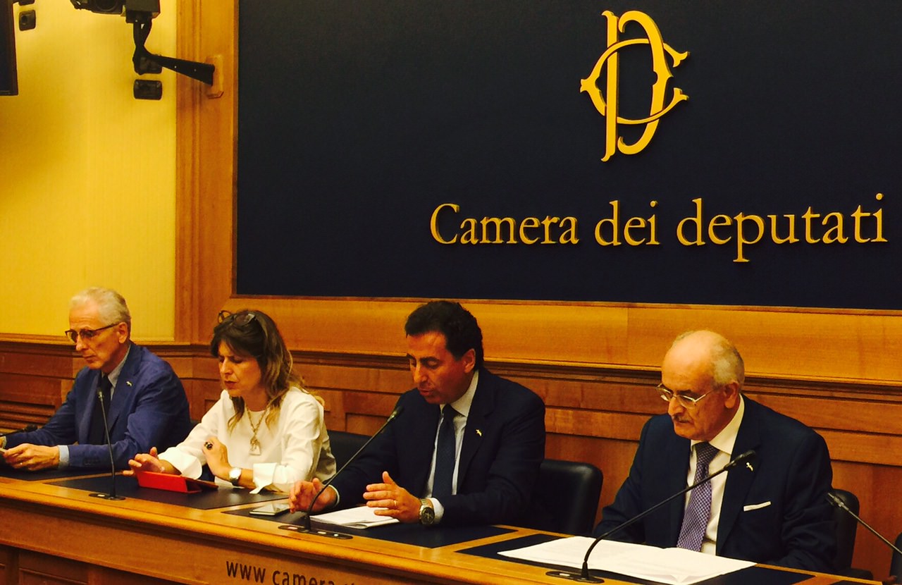 IdV contro Crocetta, presentato esposto alla Camera