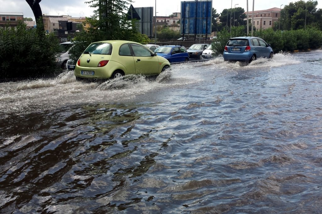 Catania, caos per il maltempo