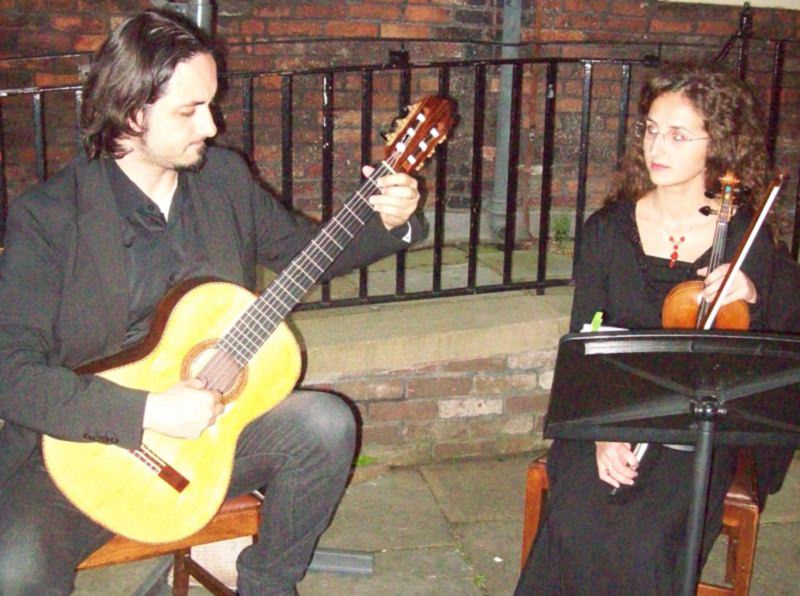 “Ten Strings Duo”, tournèe ripartirà in Gran Bretagna