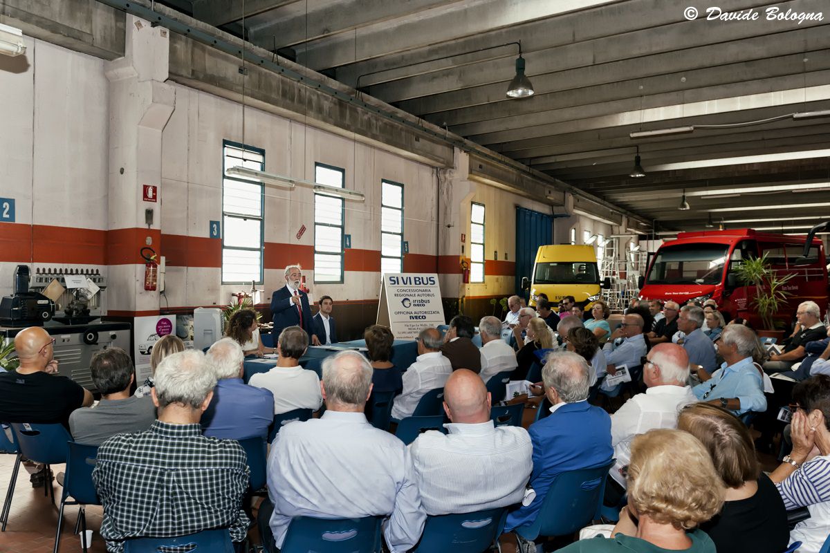 A Palermo un seminario per scuotere la politica siciliana A Palermo un seminario per scuotere la politica siciliana