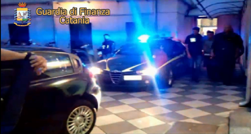 Blitz antimafia a Catania: nel mirino della Finanza i reggenti del clan Mazzei. IL VIDEO