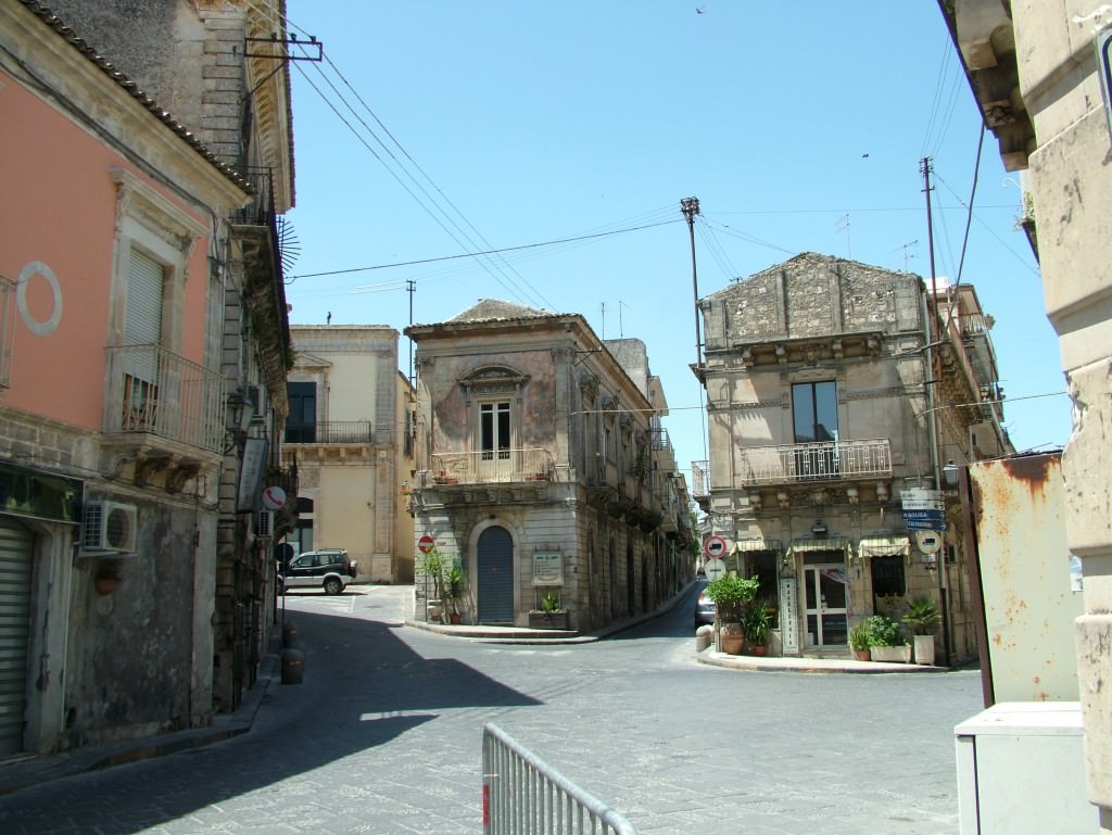 Siracusa, giovane suicida per problemi familiari