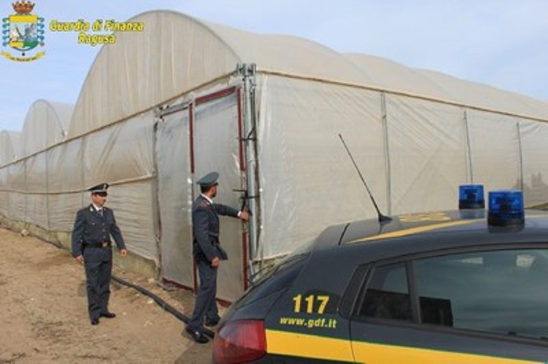 Truffa da 300 mila euro: società costituite ad hoc. Sette persone denunciate