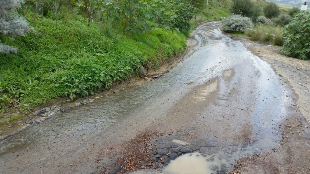 Paternò, “dispersi” migliaia di litri d’acqua destinati agli agrumeti