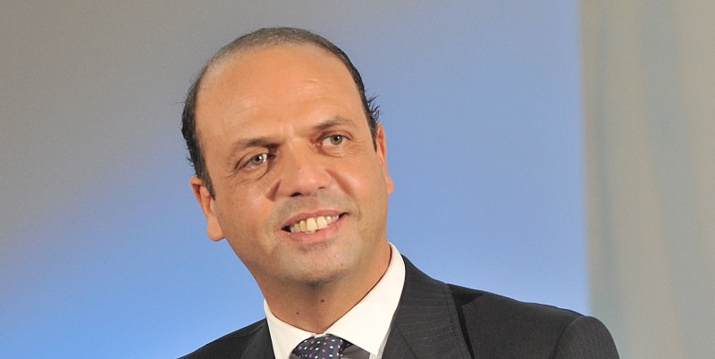 Il ministro Alfano indagato con Crisafulli per abuso d’ufficio