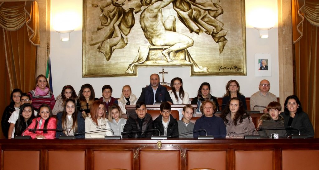 Studenti del “Vittorino da Feltre” visitano il Palazzo degli Elefanti