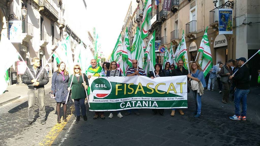 Grande distribuzione, i sindacati: “Contratto improponibile”