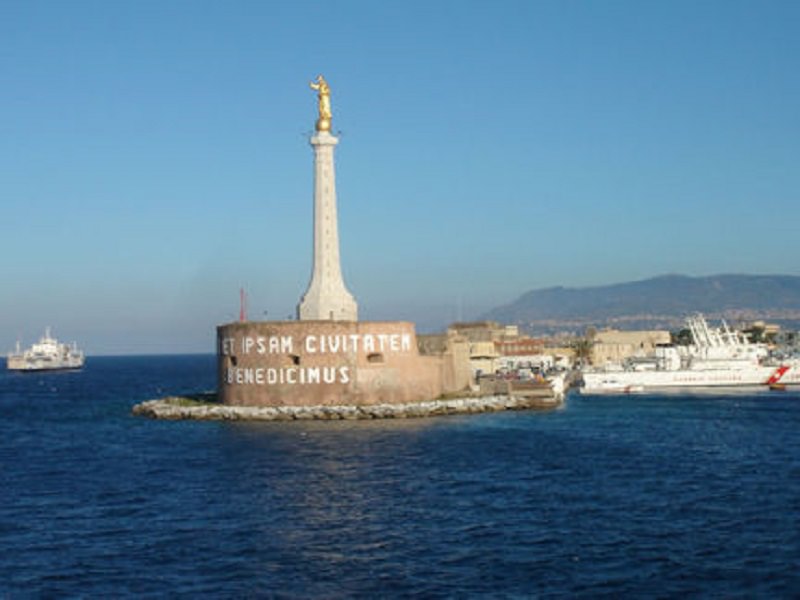 Messina, città metropolitana, taglia la spesa a suon di prepensionamenti e mobilità