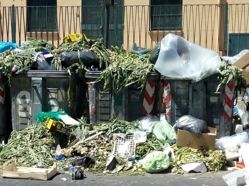 Rifiuti a Palermo, Occhipinti: “Via Montepellegrino è una discarica”
